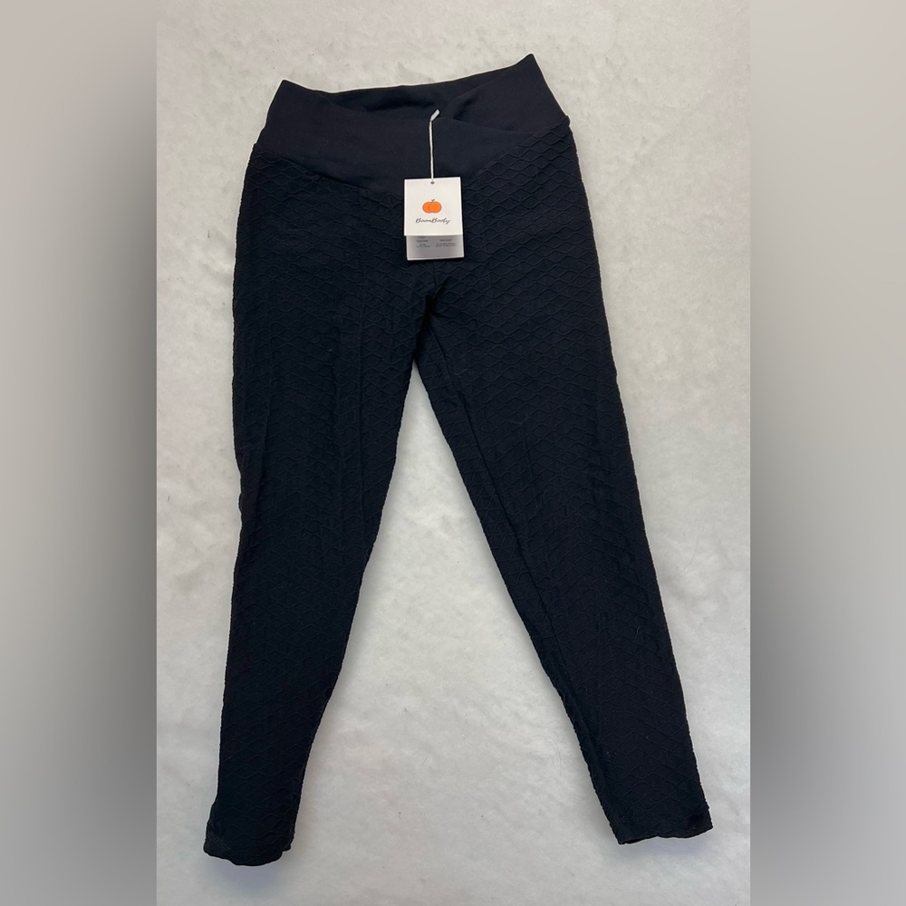 Boom Booty leggings NWT Black Leggings- Medium